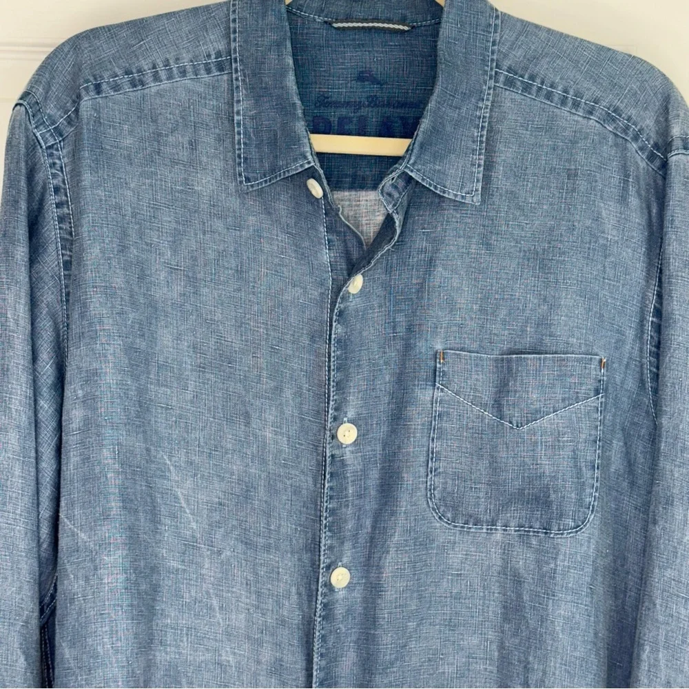Tommy Bahama 100% linen‎ Casual Blue Button-Down Shirt